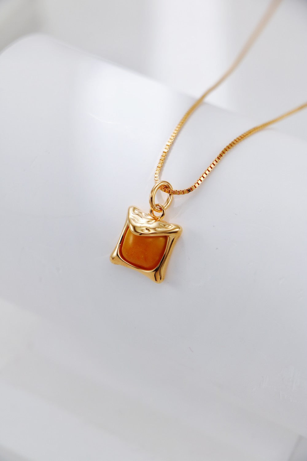Golden Amber Earrings and Necklace Set