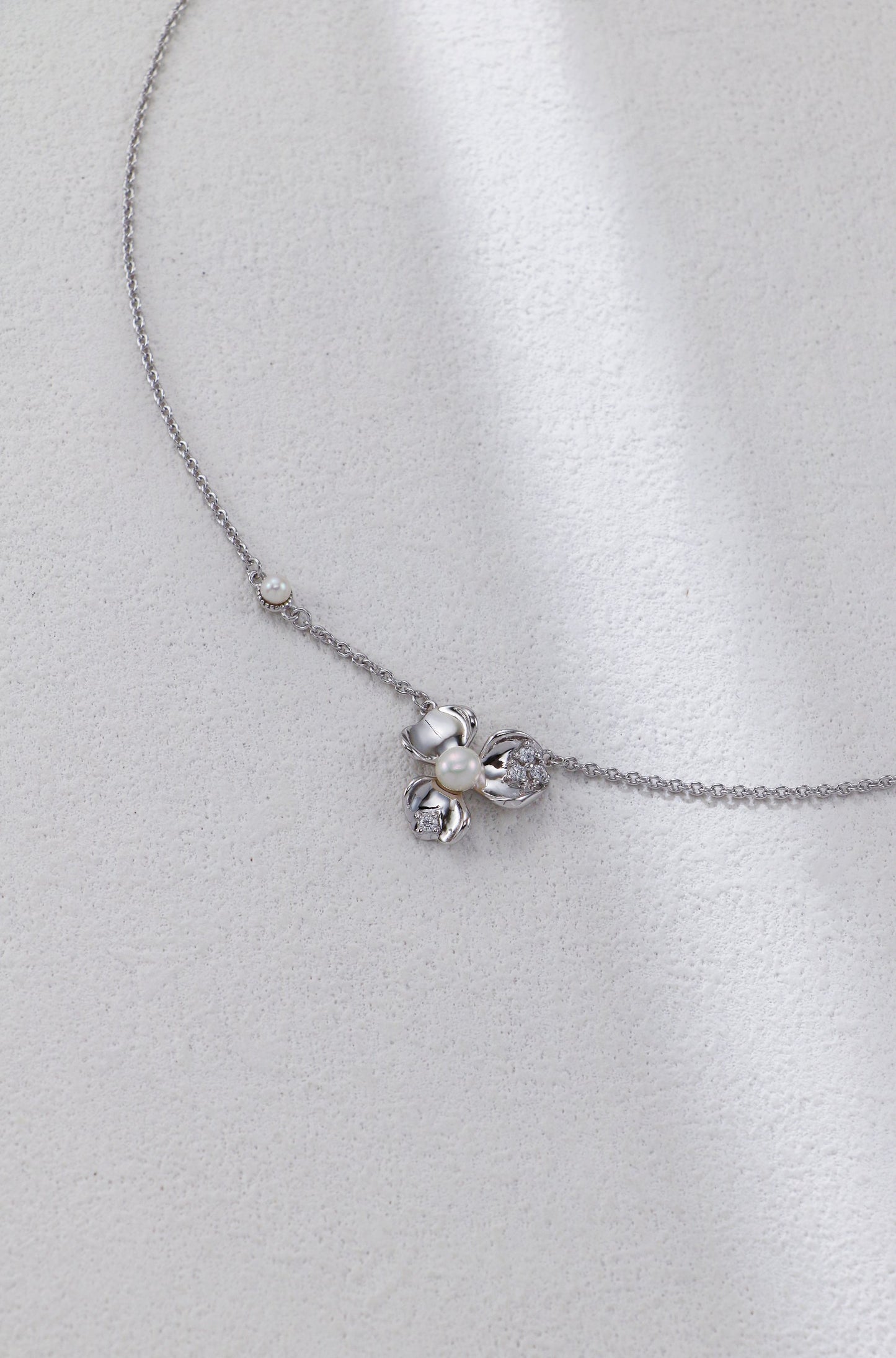 Floral Petal Zirconia Jewelry Set – Necklace, Earrings & Ring for Women, Elegant Gift, Dainty Flower Design, Bridesmaid Jewelry, Wedding Accessories