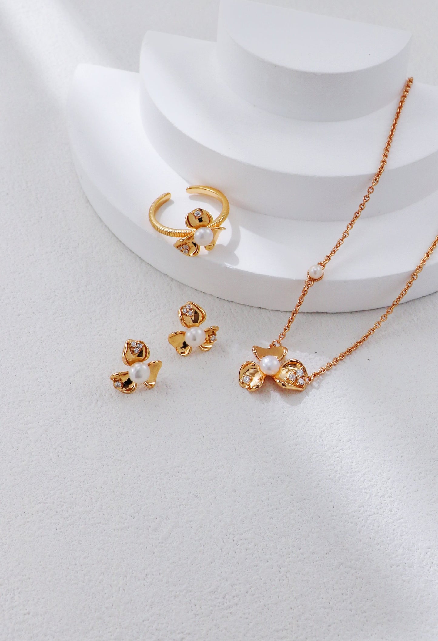 Floral Petal Zirconia Jewelry Set – Necklace, Earrings & Ring for Women, Elegant Gift, Dainty Flower Design, Bridesmaid Jewelry, Wedding Accessories