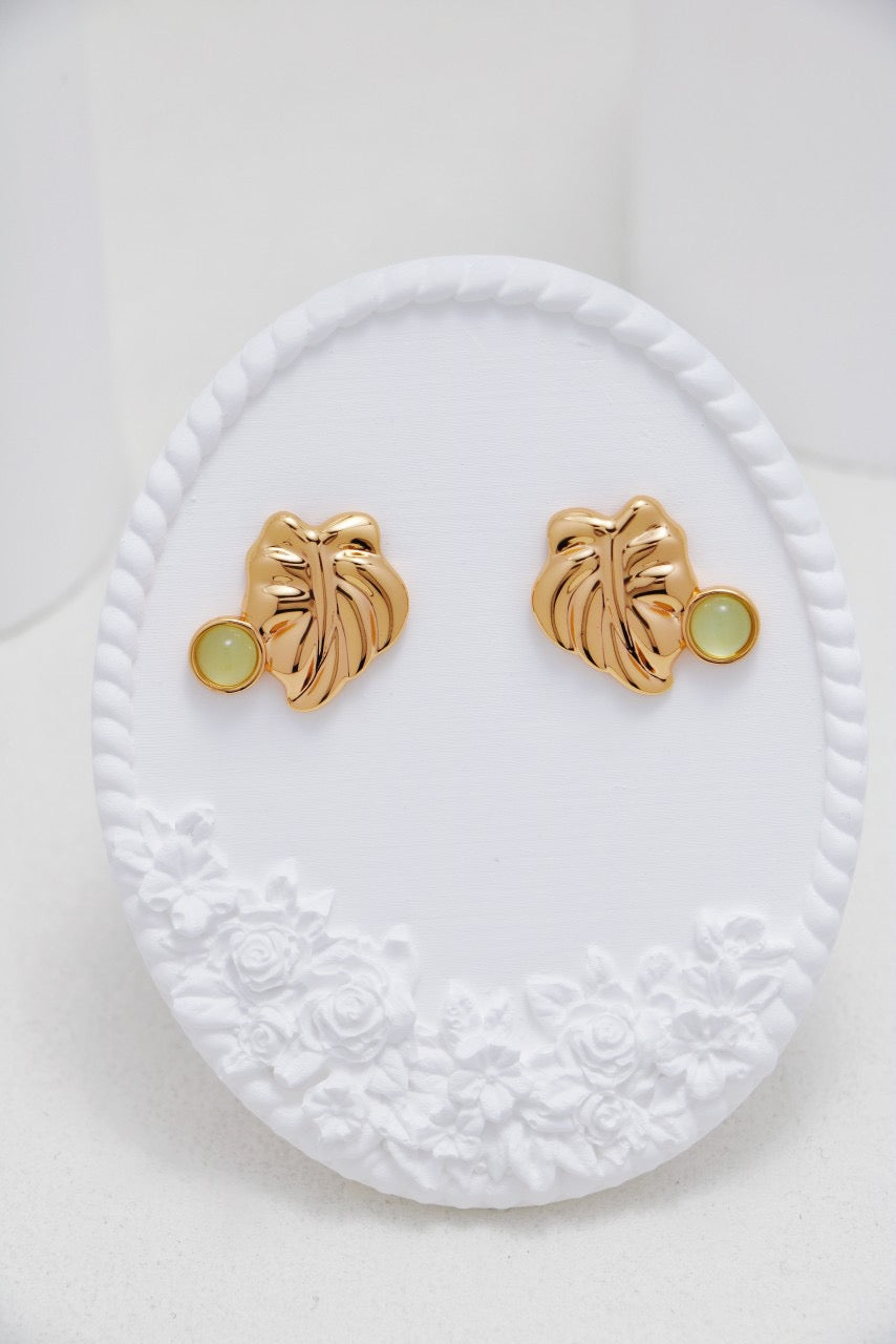 Handmade Calla Lily Chalcedony Jewelry Set Women Necklace Earrings Ring