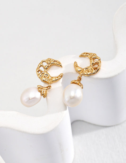 Moon Pearl Earrings