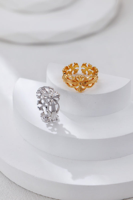 Line Art Flower Ring